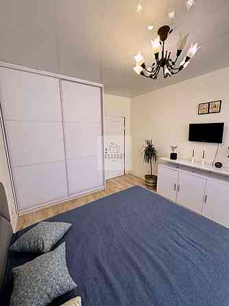 Продам стильну 2-кімнатну квартиру з ремонтом та меблями.нова будова 1 Кам`янець-Подільський