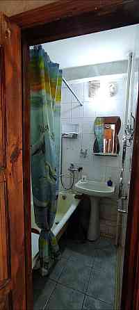 Терміново !  Продам 2 - кімн.квартиру , метро Вокзальна ! Київ