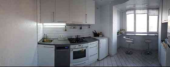 Пл.Оболонська  3 Київ