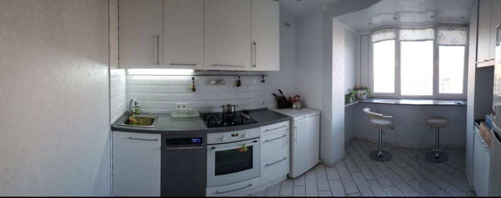 Пл.Оболонська  3 Київ - зображення 3