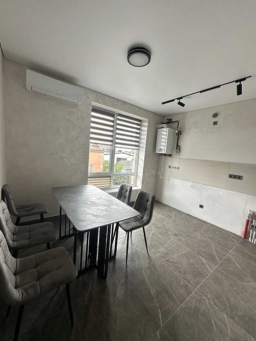 Продається 2к квартира з ремонтом неподалік міського озера/3 поверх Івано-Франківськ - зображення 1