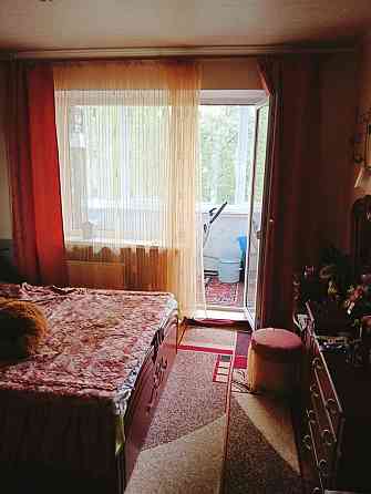 Продам квартиру трех кімнатну Конотоп