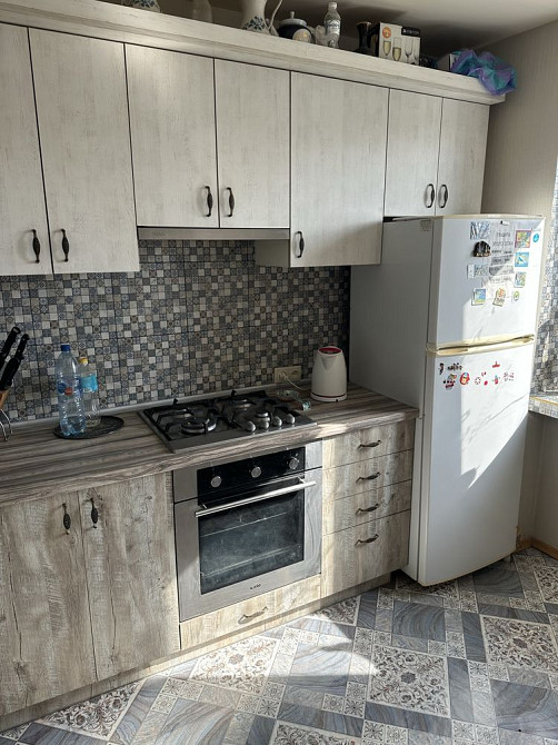 Продам 2х.квартиру 8/9 S-52м2. кирпич,газ, на П.Поле Харьков - изображение 2