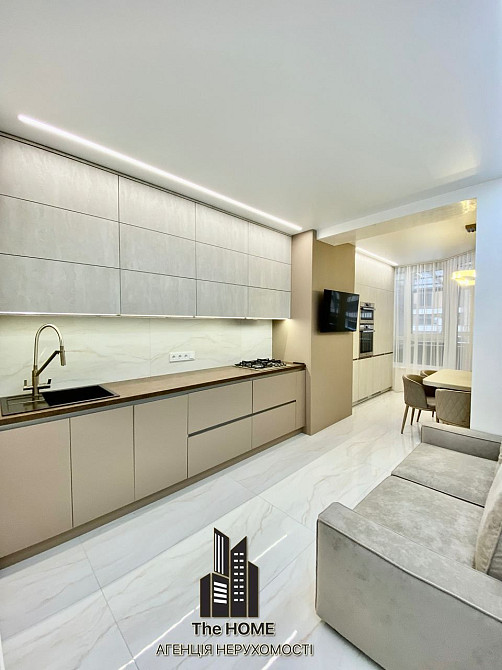 Оренда , Шикарна 1к з заскленой терасой, ЖК Софія Резиденс, Мартинова Софіївська Борщагівка - зображення 1