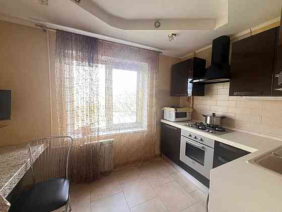 Оренда 3-к квартири на Троєщині,  Сержа Лифаря Киев