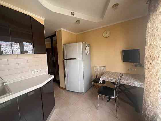 Оренда 3-к квартири на Троєщині,  Сержа Лифаря Киев