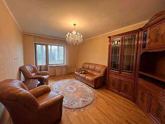 Оренда 3-к квартири на Троєщині,  Сержа Лифаря Киев