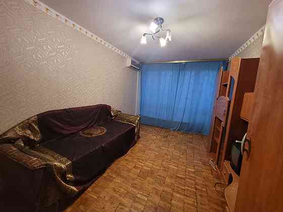 Нивки. Ружинская улица. Метро Нивки-Берестейская Киев