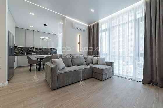 Оренда нової 3к квартири ЖК Новопечерські Липки Верхогляда Драгомирова Киев