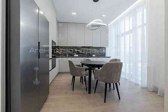 Оренда нової 3к квартири ЖК Новопечерські Липки Верхогляда Драгомирова Киев