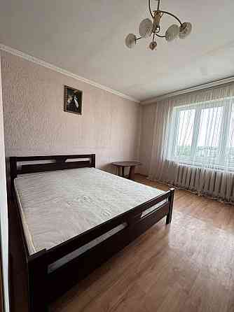 Трехкомнатная квартира на среднефонтанской/центр/долгосрочно Одесса