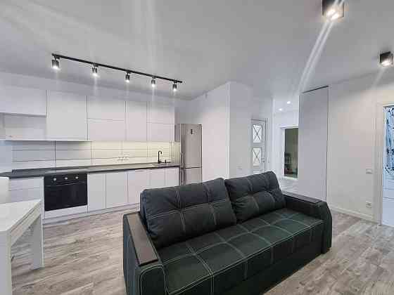 Трикімнатна квартира 80m2 ЖК Бережанський |м| Героїв Дніпра Киев