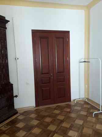 ВЛАСНИК. БЕЗ КОМІСІЇ. ЦЕНТР. 1к.квартира біля оперного.МЕБЛІ ДЕРЕВ'ЯНІ Львов