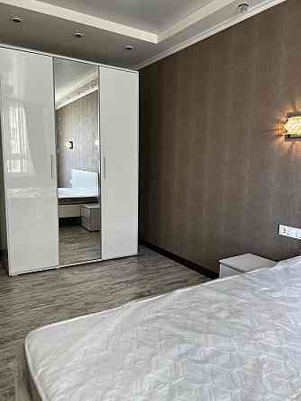 Оренда 2 к квартири Ахматової Рівер Молл Логос Киев