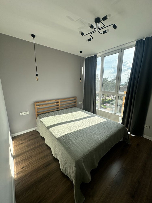 Велика 1к квартира ЖК На Прорізній з кладовою Гостомель - изображение 1