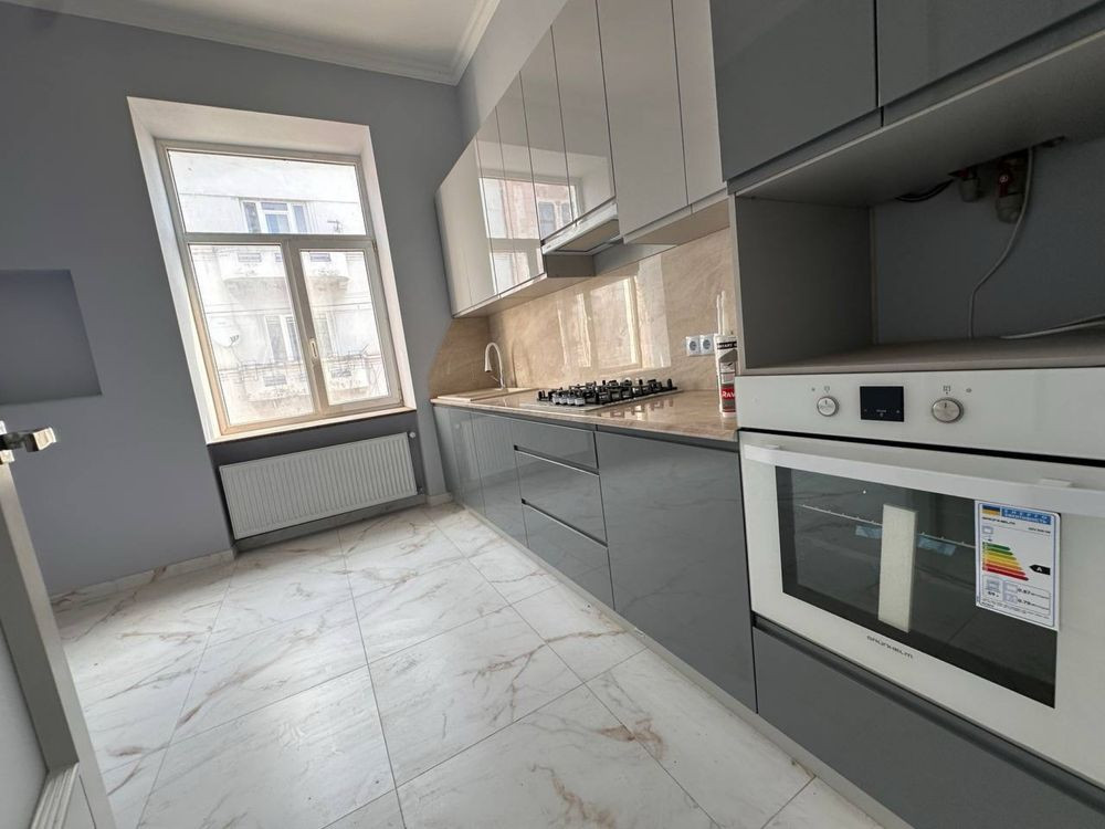 2-х кімнатна з ремонтом в Центрі Чернівці - зображення 2