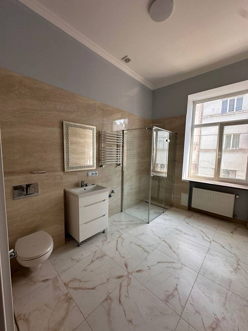 2-х кімнатна з ремонтом в Центрі Чернівці - зображення 5