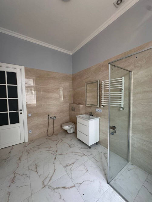 2-х кімнатна з ремонтом в Центрі Чернівці - зображення 3