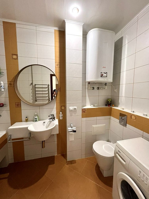 Продается 2 ком полнометражная квартира по  ул Независимой Украины Запоріжжя - зображення 1