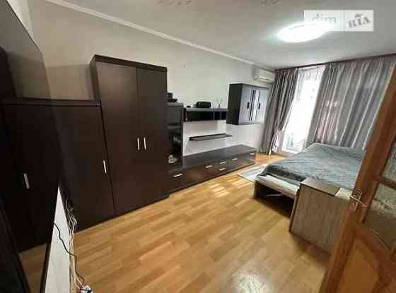 Продам 1-комнатную квартиру на Салтовке по Тракторостроителей (87471) Харьков