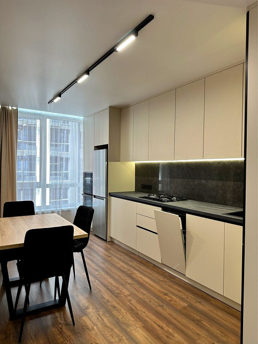 Простора укомплектовна однокімнатна квартира біля річки Вовчинець - зображення 3