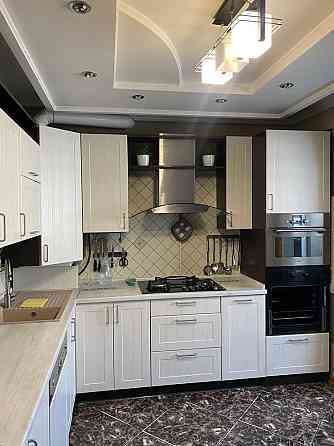 Оренда 3х кім. квартири по вул.Заводській,ціна350 дол. Черновцы