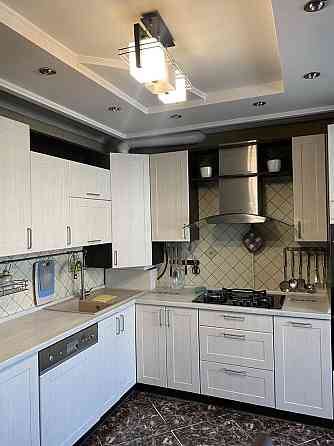 Оренда 3х кім. квартири по вул.Заводській,ціна350 дол. Черновцы