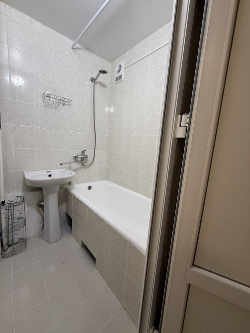 Без комісії! 3 кімнати на Оболоні з підвалом для бізнесу Київ - зображення 5