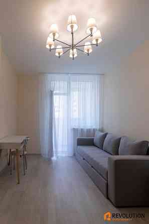 БЕЗ % Дарницький рн, Драгоманова 2, 2 кімнати, з собачкою - так Киев