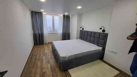 Здається гарна видова квартира на Митниці Черкассы