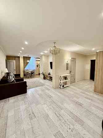 Оренда 5к квартири на вул. Композитора Мейтуса 4 ЖК Ліко-Град 3 Киев