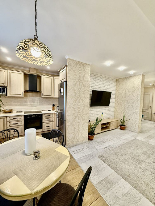 Оренда 5к квартири на вул. Композитора Мейтуса 4 ЖК Ліко-Град 3 Киев - изображение 1