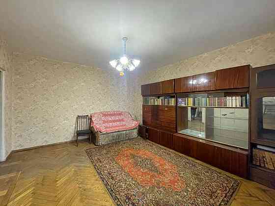 Просторная 2к. квартира на ул. Добровольского / Бочарова Одеса