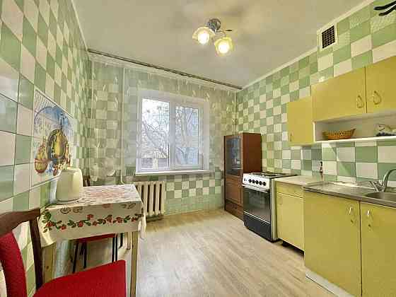 Просторная 2к. квартира на ул. Добровольского / Бочарова Одеса