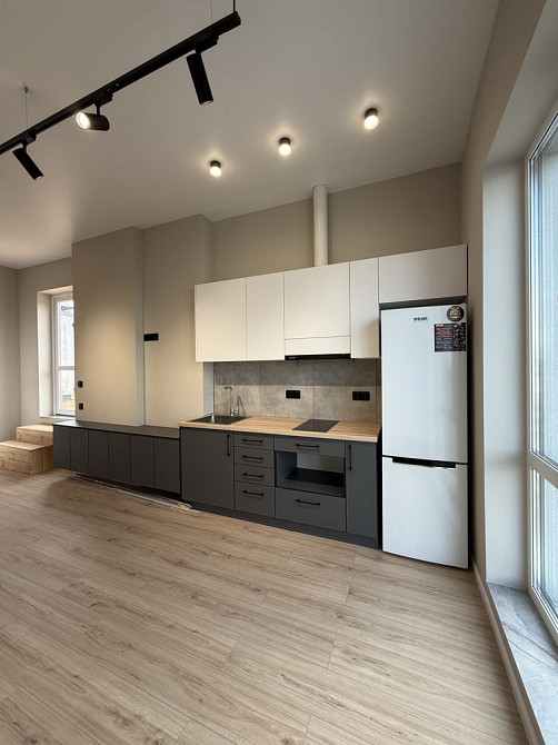 Продаж квартири з ремонтом та терасою 55.6 м2 Ирпень - изображение 1