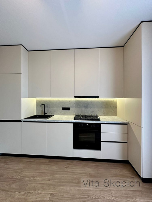 Нова 1кім квартира. Сучасний дизайн. Меблі/техніка. ЖК Арт місто Софиевская Борщаговка - изображение 8