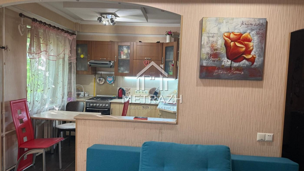 Затишна 2к квартира просп. Соборності 1-Б Київ - зображення 1