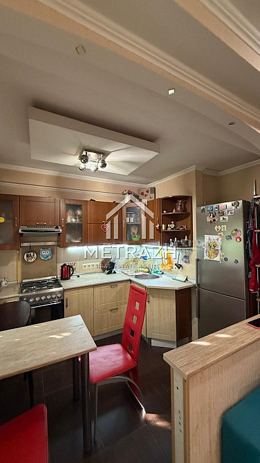 Затишна 2к квартира просп. Соборності 1-Б Київ - зображення 3