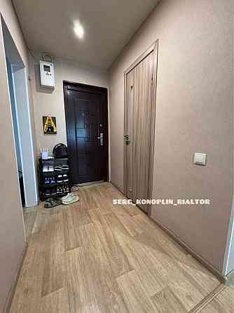 Продам 1-комн квартиру с капитальным ремонтом низ пр-та Кирова; Центр Днепр