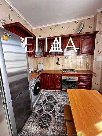 Продаж 2-кімнатноі квартири по вул. Олександрійська, 3/5, 56 кВ Кропивницкий