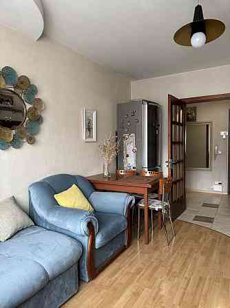 Двокімнатна квартира біля м.Харківська Киев