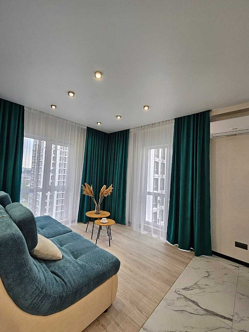 Простора двокімнатна квартира біля |м| Васильківська в ЖК Нова Англія Киев - изображение 8