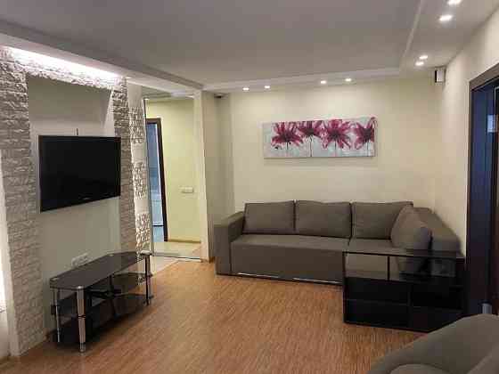 Сдам 2-комн.кв.  Кирова, Аполло, Титова, 30. Днепр