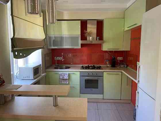 Сдам 2-комн.кв.  Кирова, Аполло, Титова, 30. Днепр