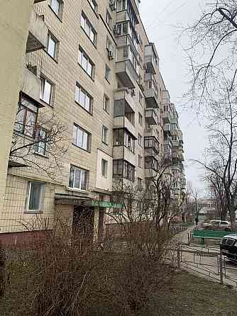 Первая аренда 2 кв. 55 м. Приречная 17-Д. Днепр. Метро 15 мин. ходьбы Київ