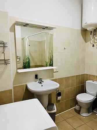 Затишна простора студія на Андріївській 9 Киев