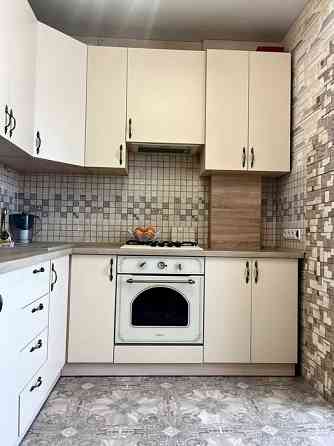 Однушка в Буче напротив парка, развитый район. Газовое отопление, ТОРГ Буча