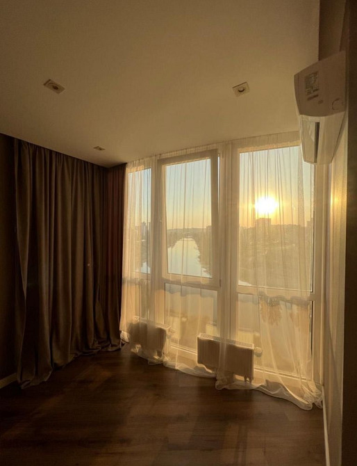 Чудова 2 Кімнатна Квартира з ремонтом ЖК Київська Венеція Лівобережна Київ - зображення 2