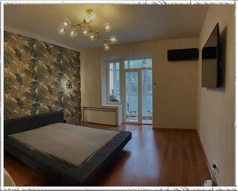 Продам 2 комн. из. кв. Сталинка. м. Научная (403336) Харків - зображення 1