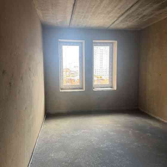 Трьошка в хорошому районі Буча